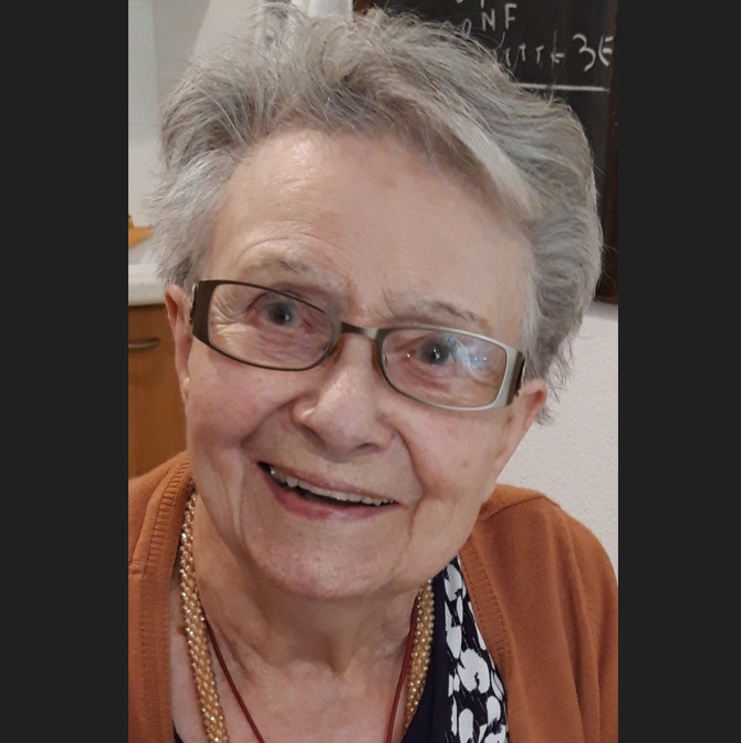 Photo de Madame Andrée Charneau