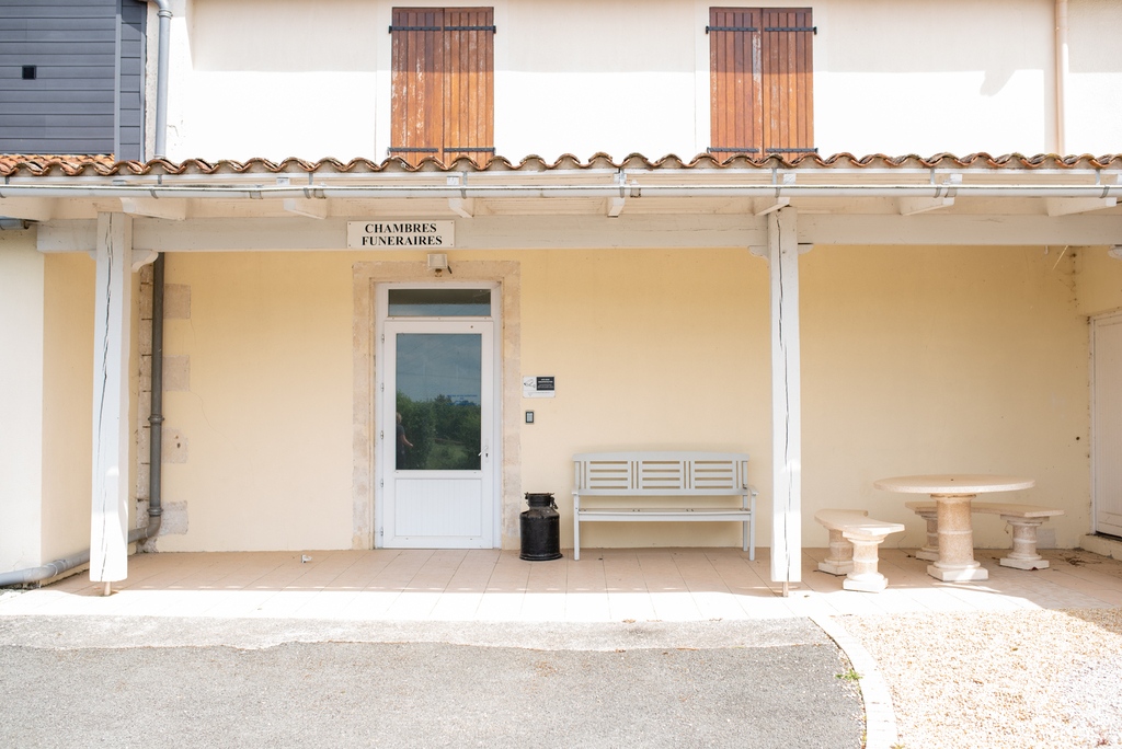 Photo de Chambre Funéraire Bremand Pouzet